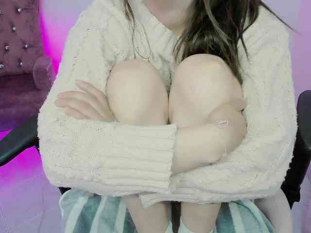 ZooeyBelair webcam