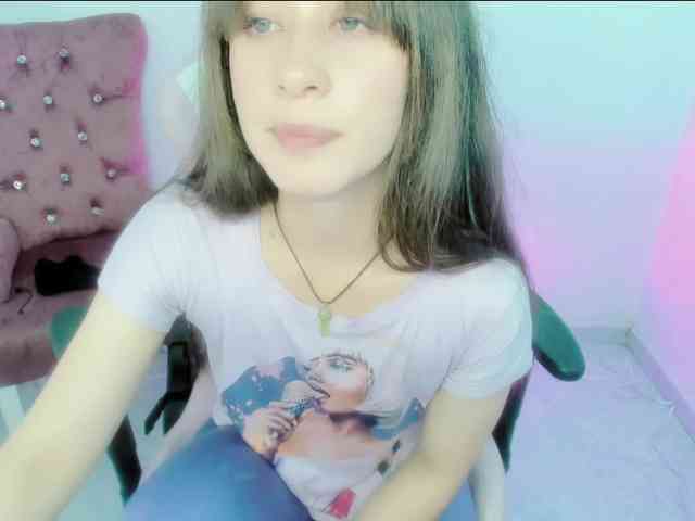 ZooeyBelair webcam