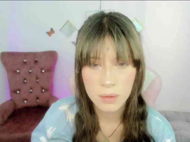 ZooeyBelair webcam