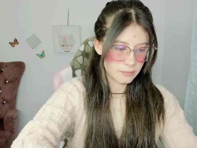 ZooeyBelair webcam