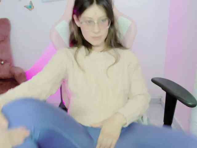 ZooeyBelair webcam