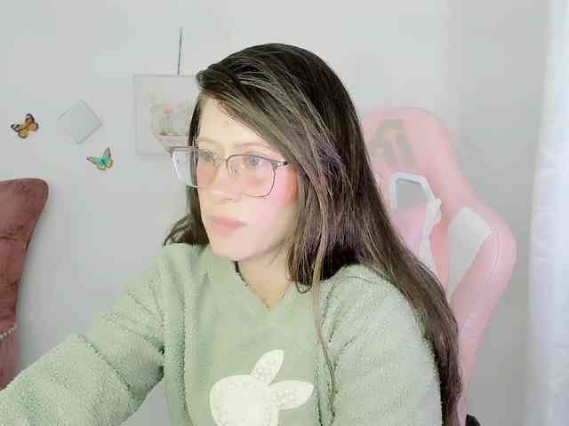 ZooeyBelair webcam