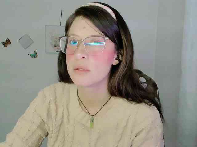 ZooeyBelair webcam