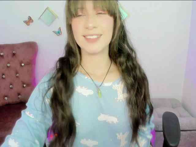ZooeyBelair webcam