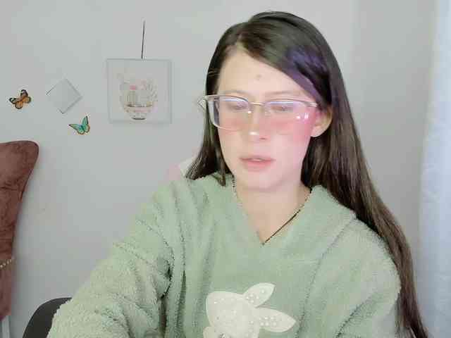 ZooeyBelair webcam