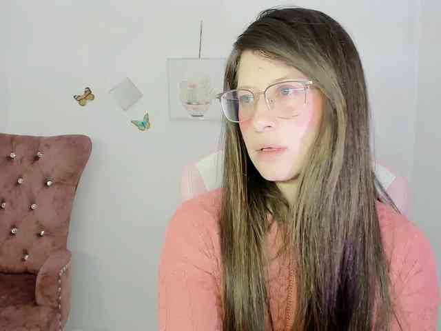 ZooeyBelair webcam