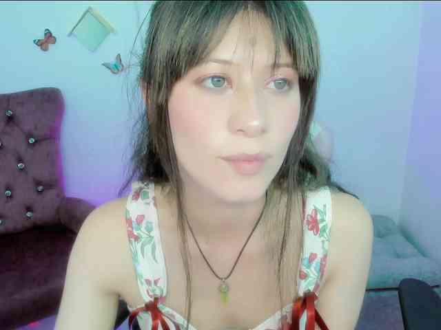 ZooeyBelair webcam