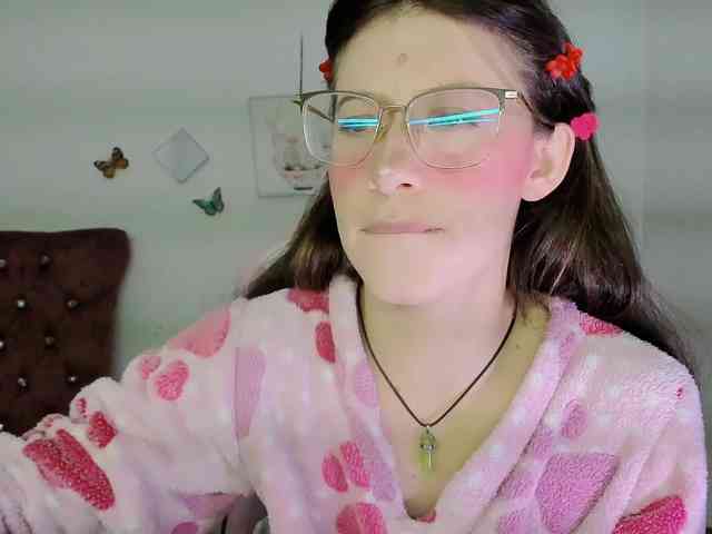 ZooeyBelair webcam