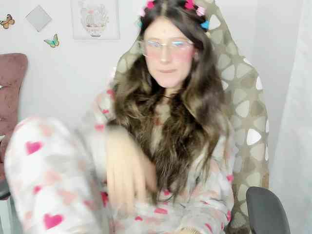 ZooeyBelair webcam