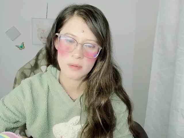 ZooeyBelair webcam