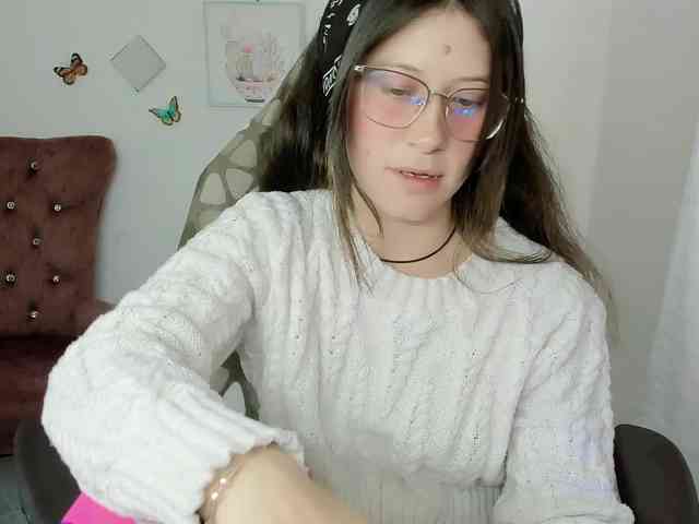 ZooeyBelair webcam
