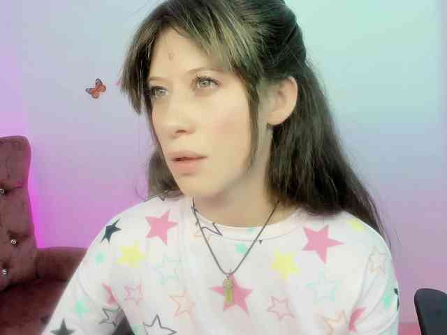 ZooeyBelair webcam