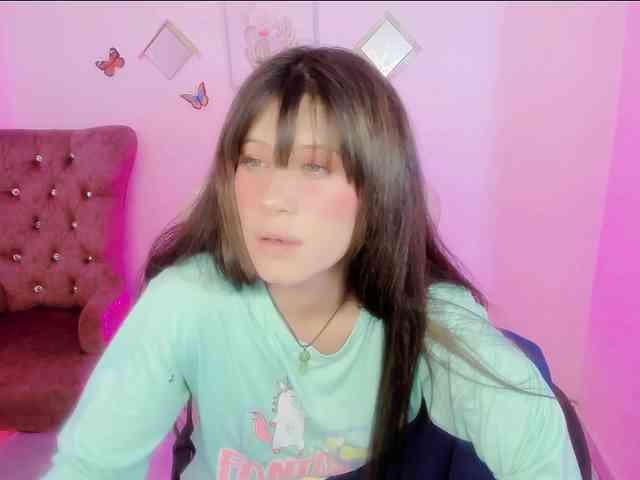 ZooeyBelair webcam