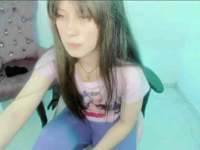 ZooeyBelair webcam