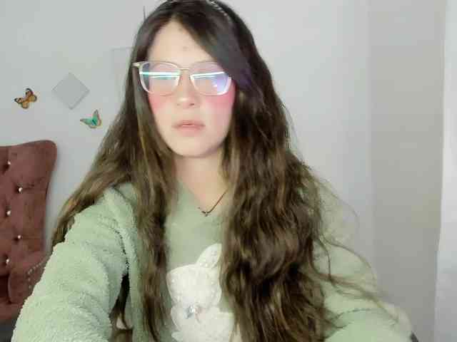 ZooeyBelair webcam