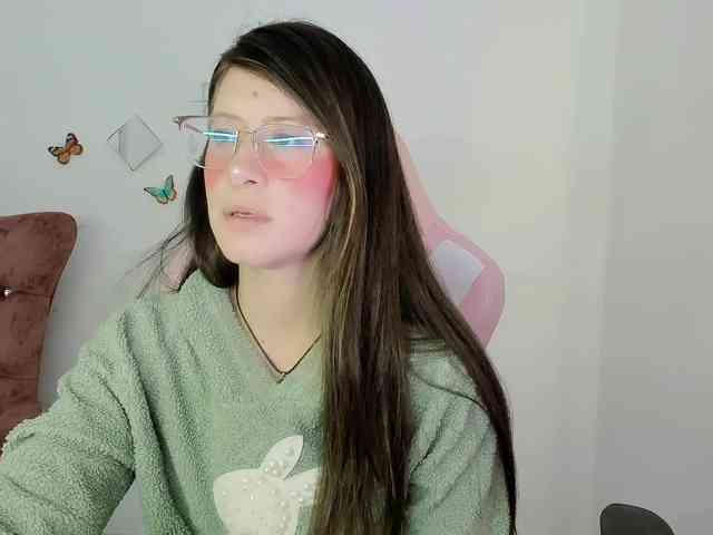 ZooeyBelair webcam
