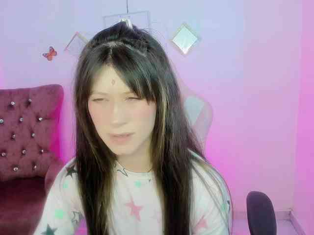 ZooeyBelair webcam
