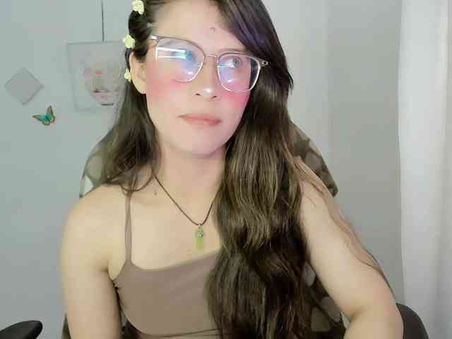 ZooeyBelair webcam