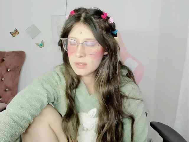 ZooeyBelair webcam