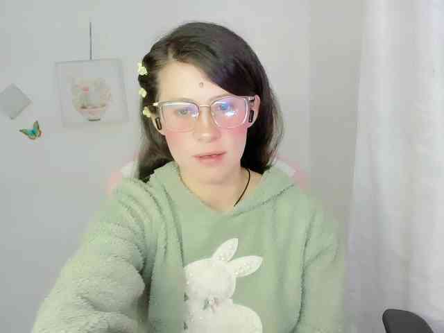 ZooeyBelair webcam