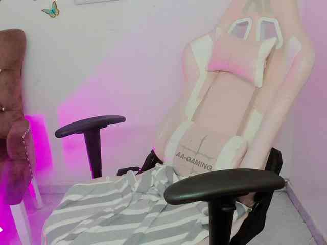 ZooeyBelair ZooeyBelair