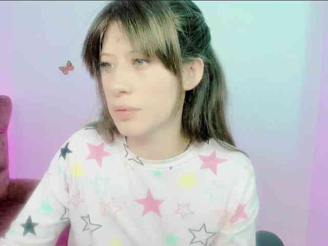 ZooeyBelair webcam
