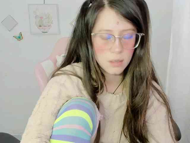 ZooeyBelair webcam