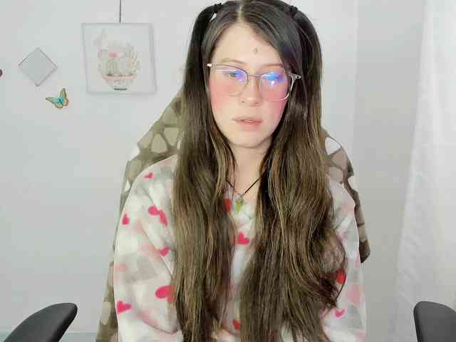 ZooeyBelair webcam