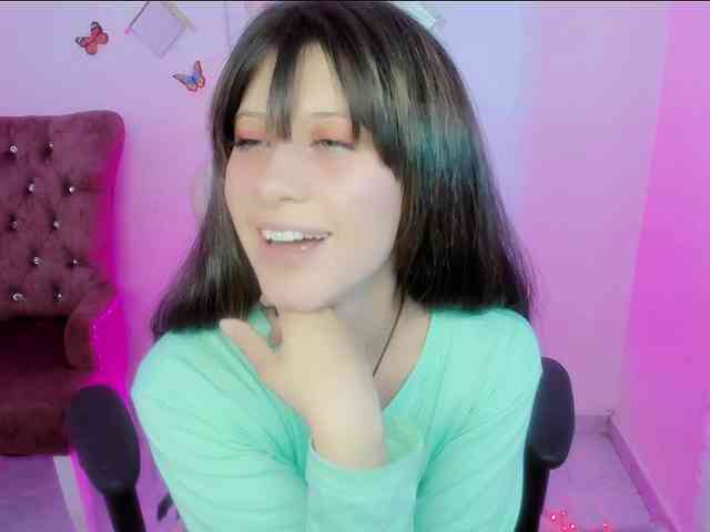 ZooeyBelair webcam