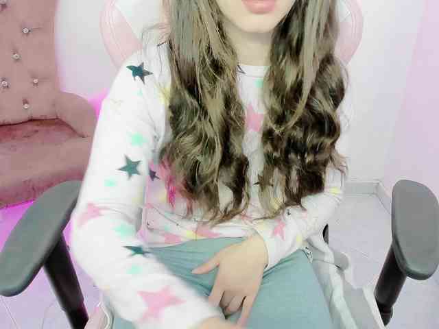 ZooeyBelair webcam