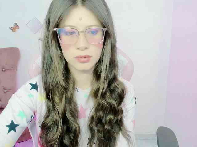 ZooeyBelair webcam