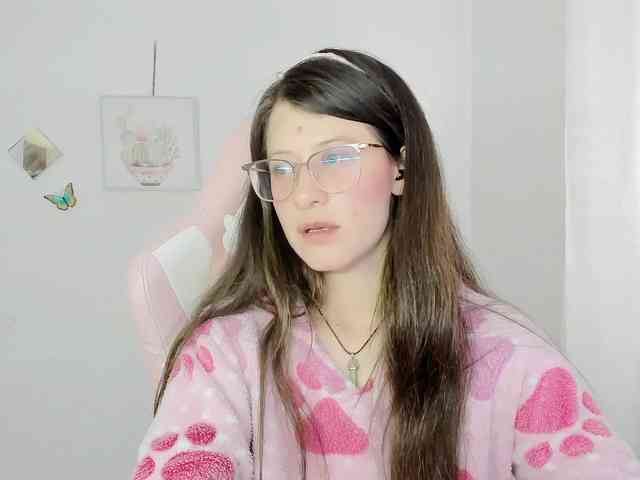 ZooeyBelair webcam