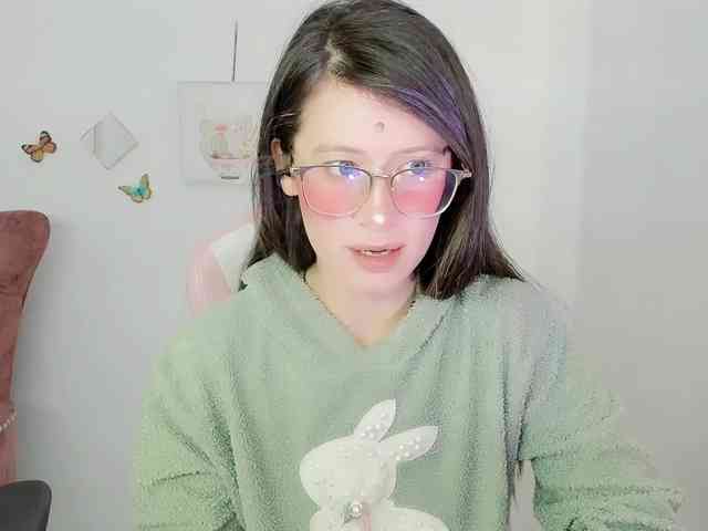 ZooeyBelair webcam