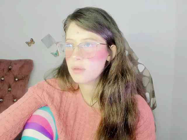 ZooeyBelair webcam