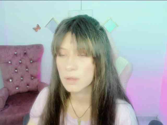 ZooeyBelair webcam