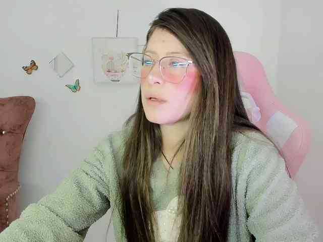 ZooeyBelair webcam