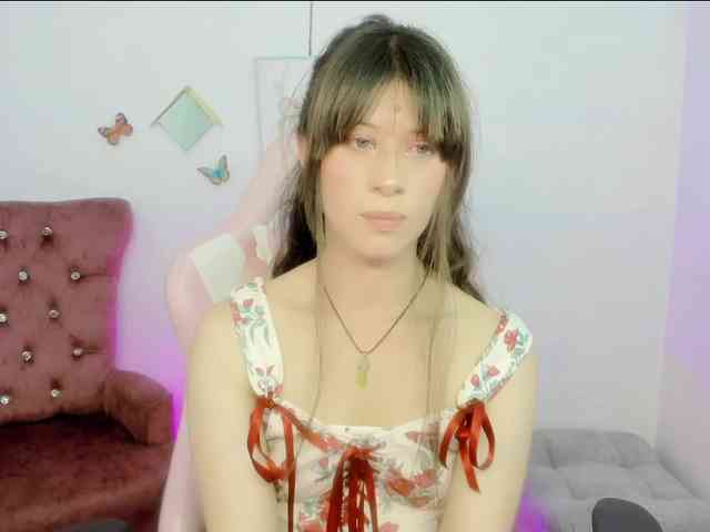 ZooeyBelair webcam