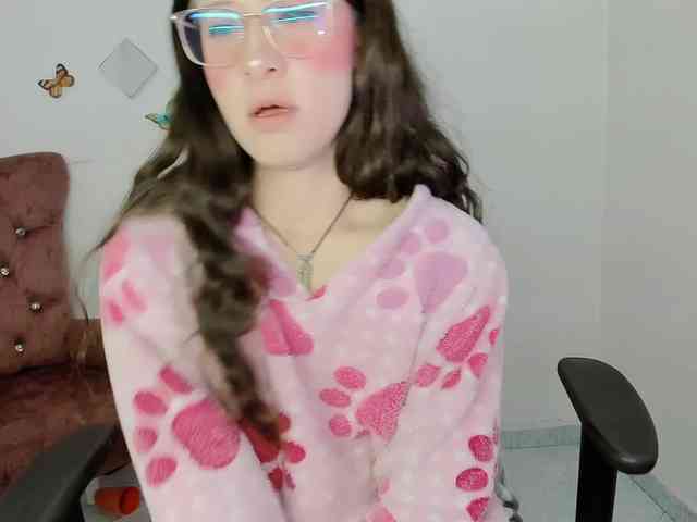ZooeyBelair webcam