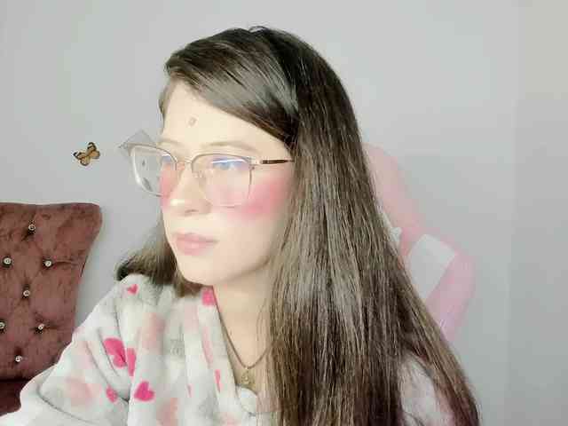 ZooeyBelair webcam