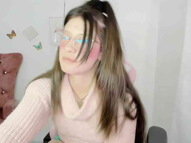 ZooeyBelair webcam