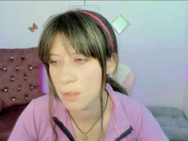 ZooeyBelair Live Webcam on BongaCams