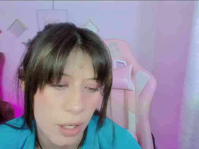 ZooeyBelair webcam