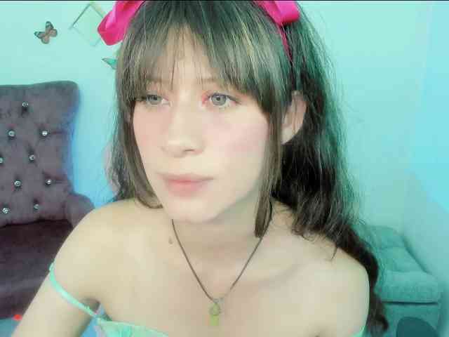 ZooeyBelair webcam