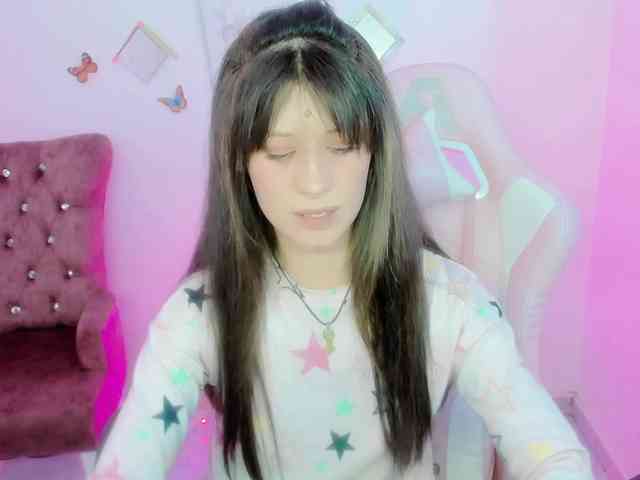 ZooeyBelair webcam