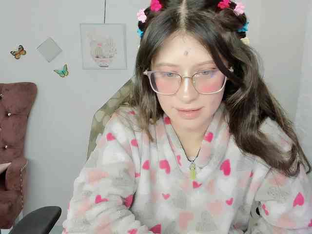 ZooeyBelair webcam