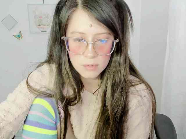 ZooeyBelair webcam
