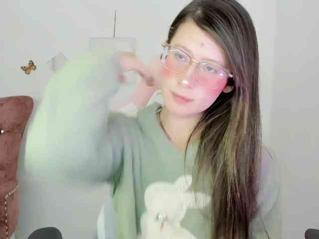ZooeyBelair webcam