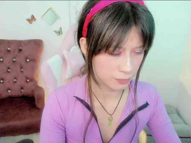 ZooeyBelair webcam