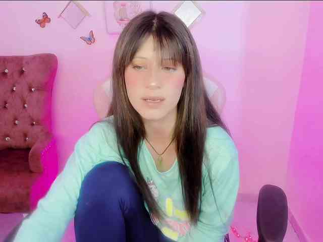 ZooeyBelair webcam