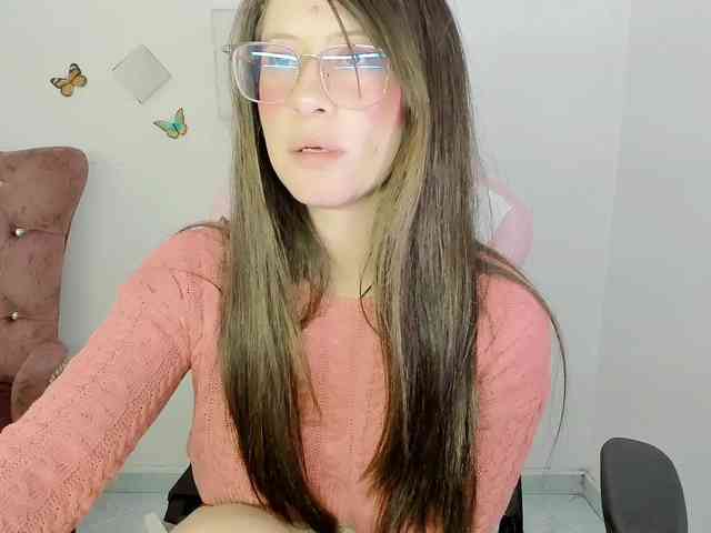 ZooeyBelair webcam